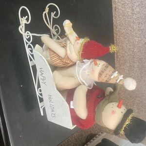 Super cute snowman sled